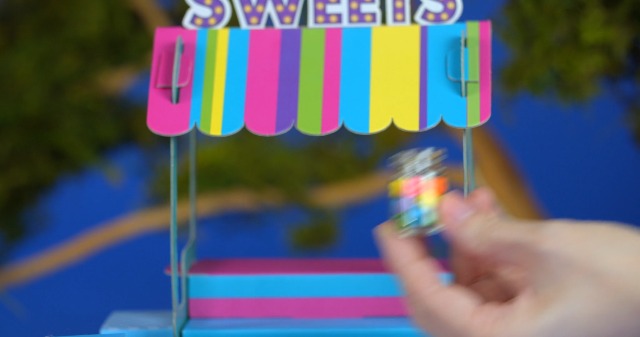 Amazon.com: Klutz Mini Clay World Candy Cart Craft Kit